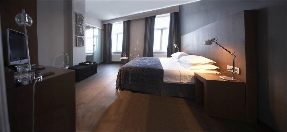 Hotel Domus Boom Exteriör bild
